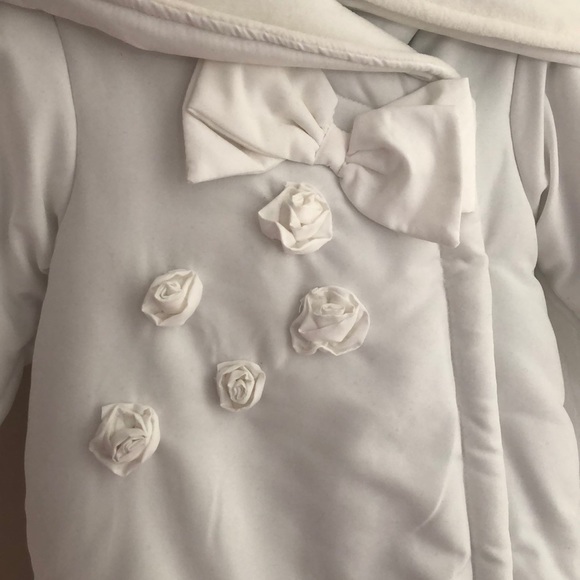 Baby girls white winter jumpsuit - Picture 2 of 5